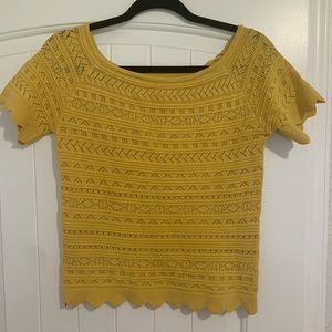 Yellow top